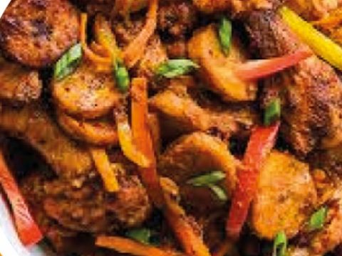 Poulet DG sauté aux légumes et plantains — AZ Bon Appétit